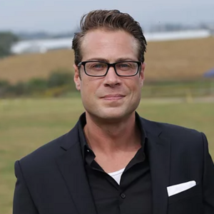 ShawnLowe-57161's avatar